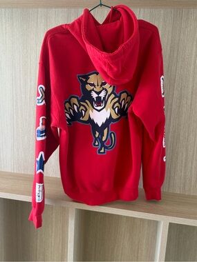 Florida Panthers Leaping Cat Patches Hooded Sweatshirt